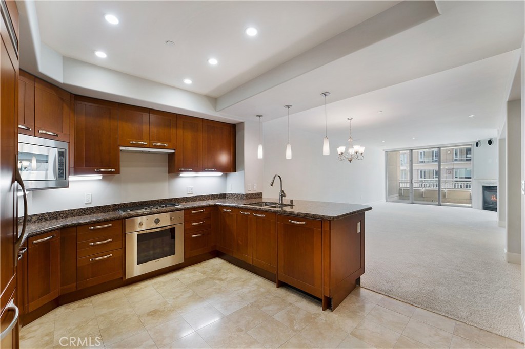 3000 The Plaza (3PLZ) - Residential Lease