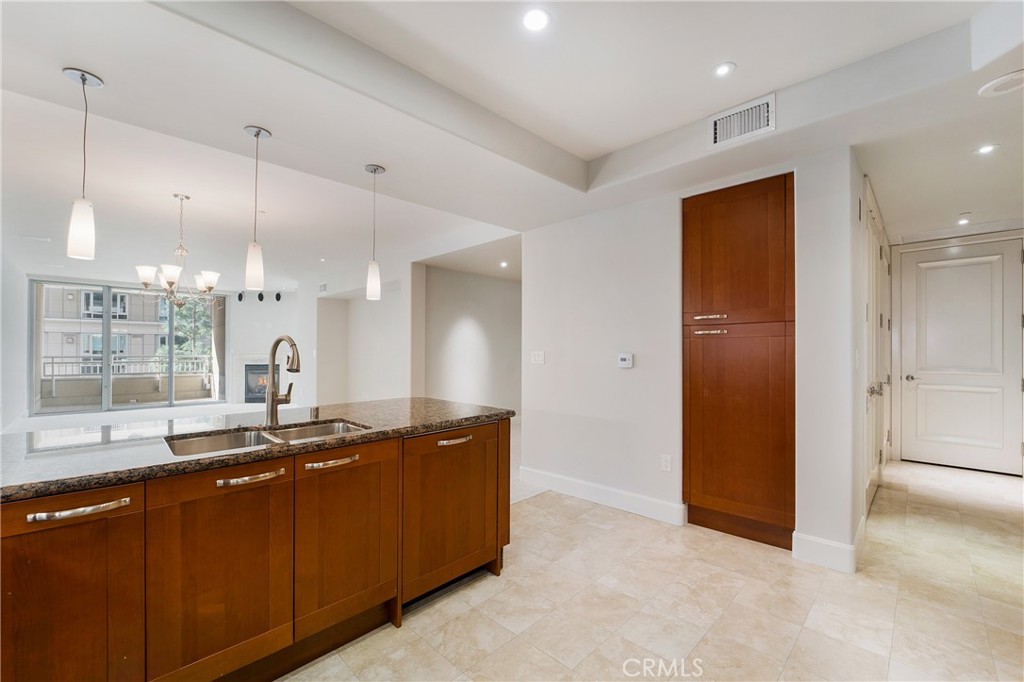 3000 The Plaza (3PLZ) - Residential Lease