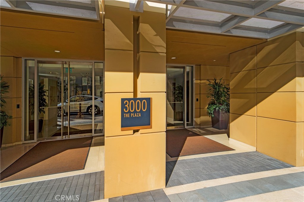 3000 The Plaza (3PLZ) - Residential Lease
