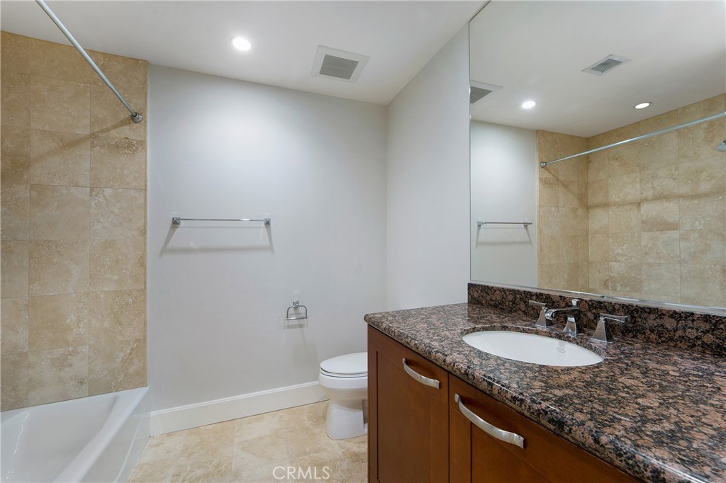 3000 The Plaza (3PLZ) - Residential Lease