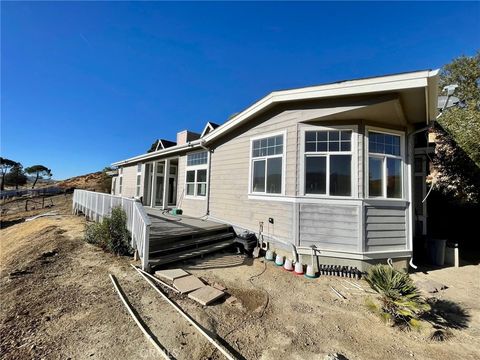 A home in Leona Valley