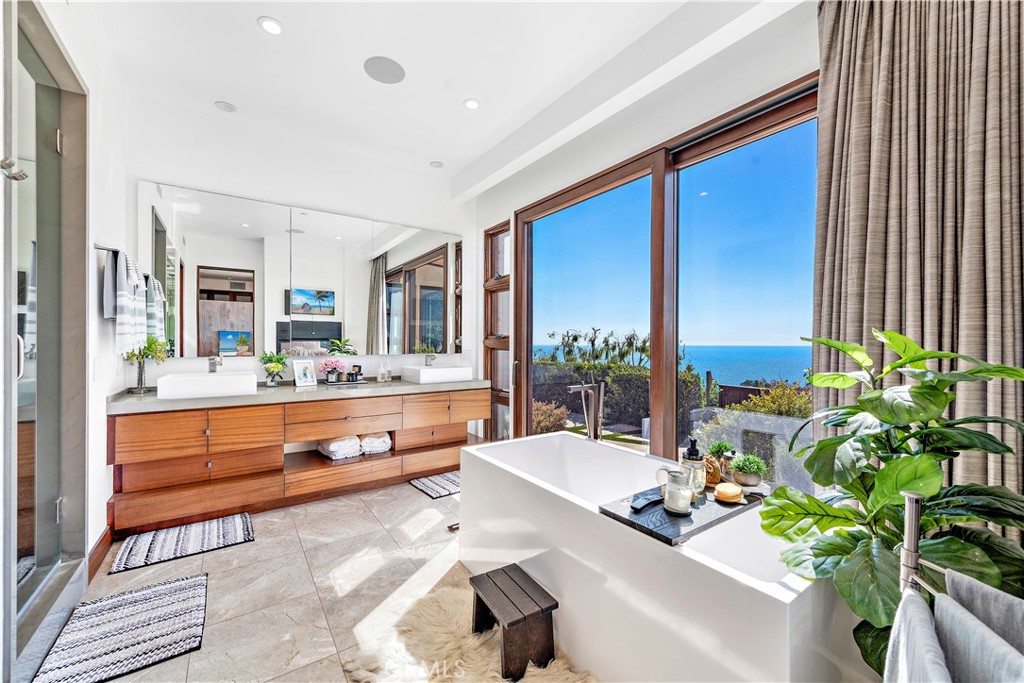 North Laguna (NL) - Residential