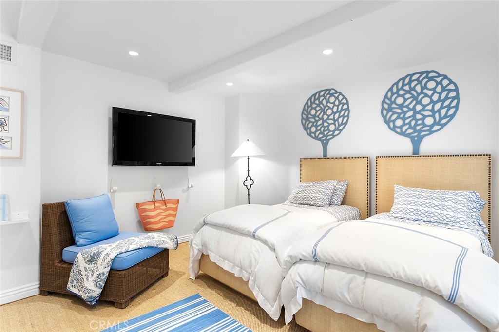 North Laguna (NL) - Residential