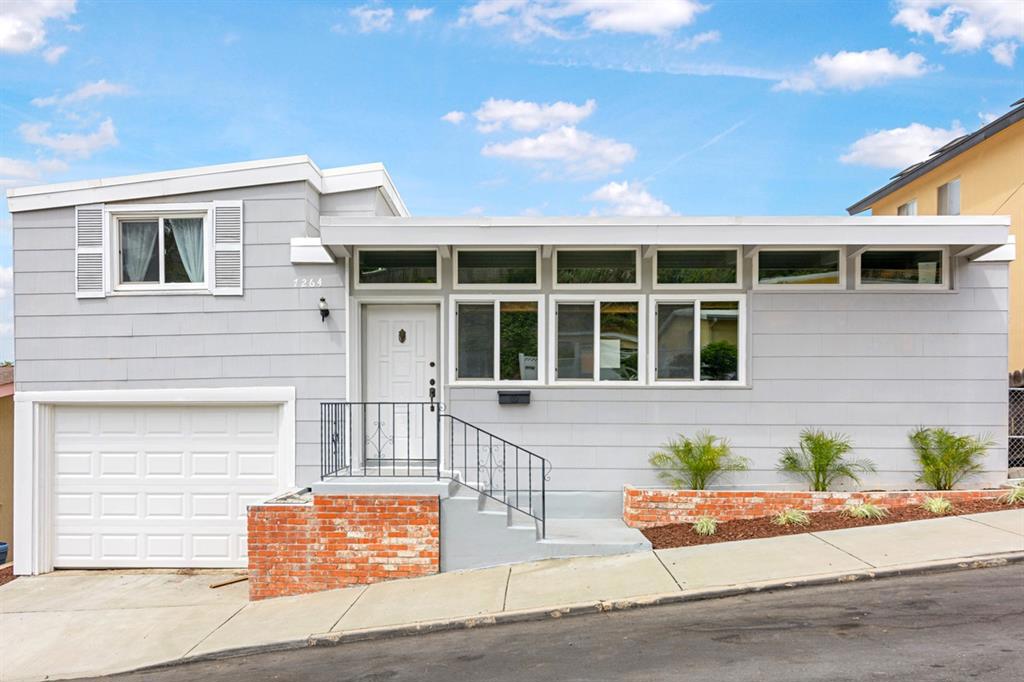 Beautiful updated home in an excellent location. Close to shopping, freeways, SDSU, downtown La Mesa, and restaurants. Large back yard and deck with a gorgeous view. Bonus room downstairs makes for a great office, bedroom, or even rental potential. Neighborhoods: La Mesa Equipment: Dryer, Washer Other Fees: 0 Sewer: Sewer Connected Topography: GSL