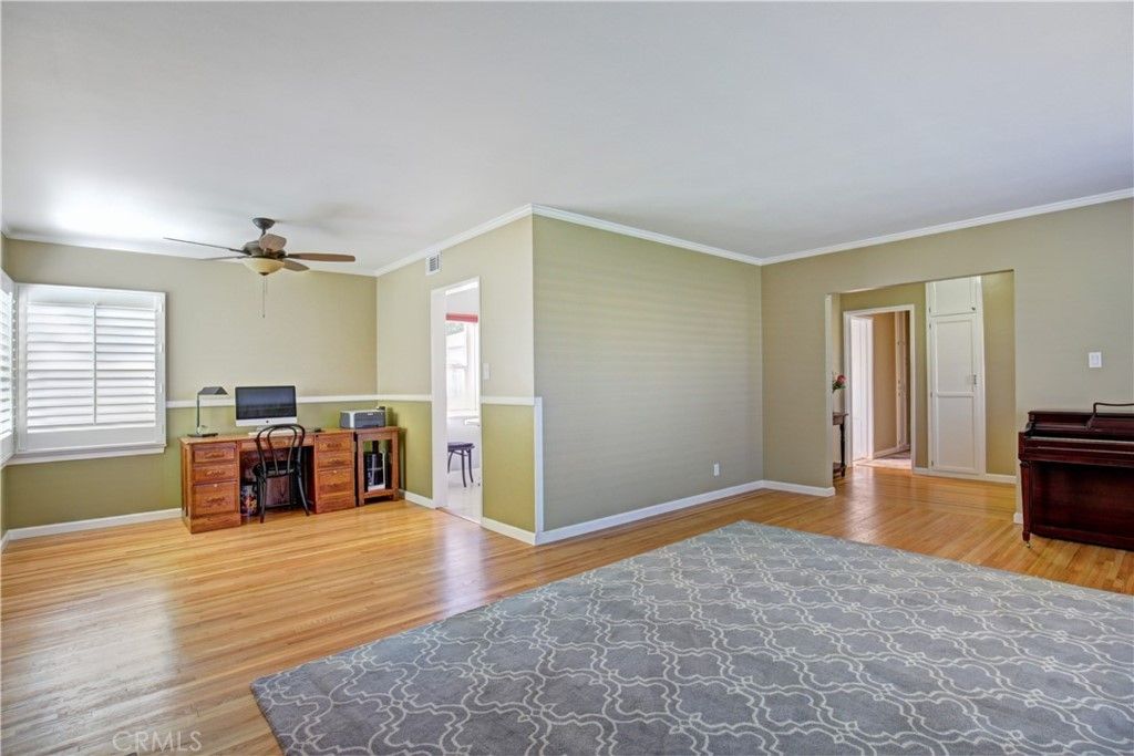 listing image 130729102121681024436