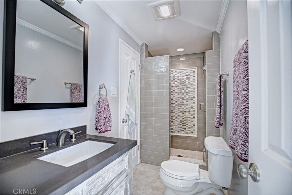 listing image 130720088248255406722