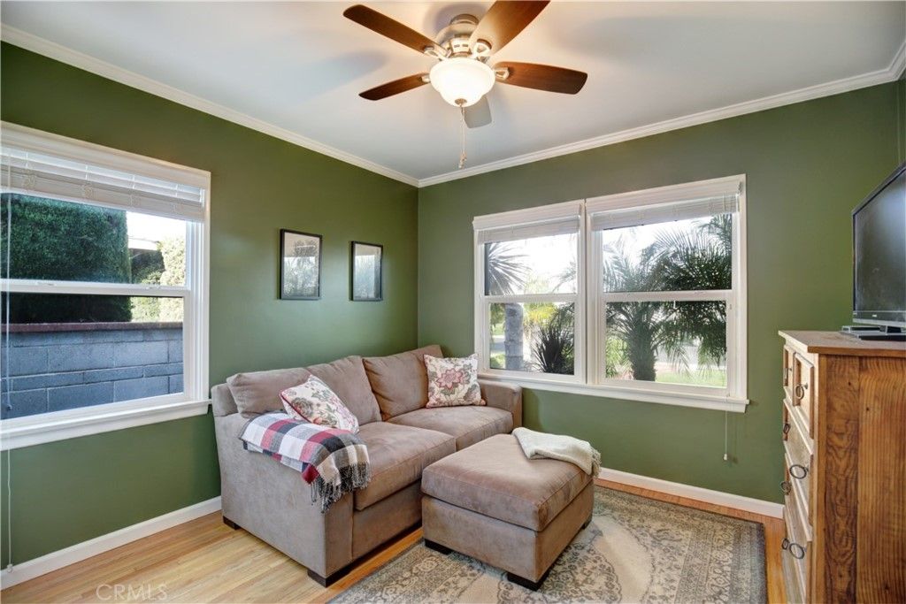 listing image 130722655781781299622