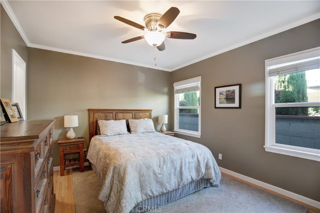 listing image 130722452142310522081