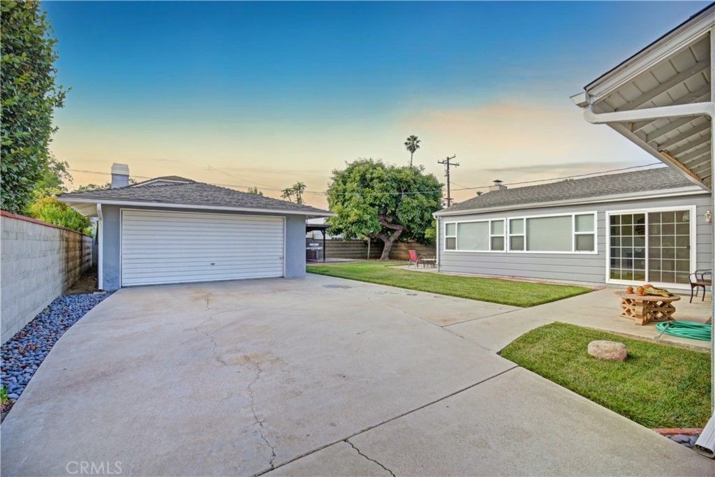 listing image 130722171831459847661