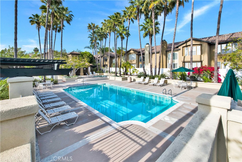 Located in the hills of the desirable Melinda Heights area of Rancho Santa Margarita, this 3 bedroom, 3 bathroom condo is in the well-maintained community of Sausalito. This property features cathedral ceilings, a generously sized kitchen with its own informal dining area, brand new appliances, a formal dining room, a cozy family room with a fireplace and direct access to an enclosed patio area. A main-floor bedroom and bathroom, indoor laundry equipped with a washer and dryer, a nicely sized master suite complemented by a large master bathroom with a separate walk-in shower and soaking tub. There is an additional bedroom upstairs. Plus: a 2 car garage with ample storage, Tesla charger, a 5 Stage RO Water Purifier, TV wall mount and a Ring Alarm System. Situated close by the community pool and jacuzzi, across the street from the Award-winning Melinda Heights Elementary school, just a few minutes away from O’Neill Regional Park and easy access to the 241 toll road. Pets are welcome. Unit is available for immediate occupancy