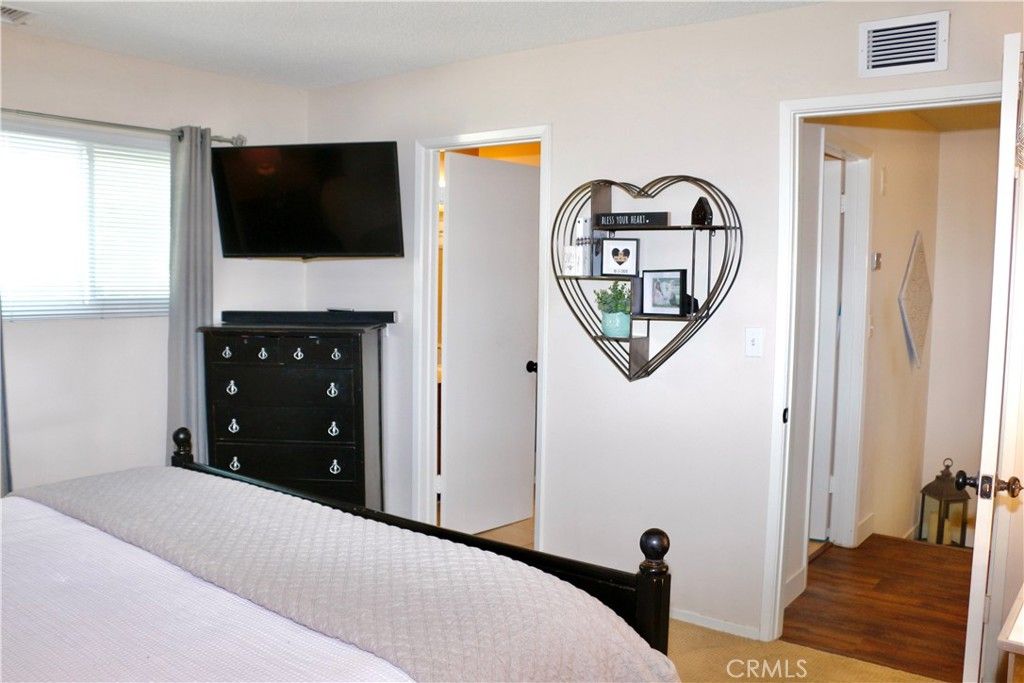 listing image 130724047872428135441