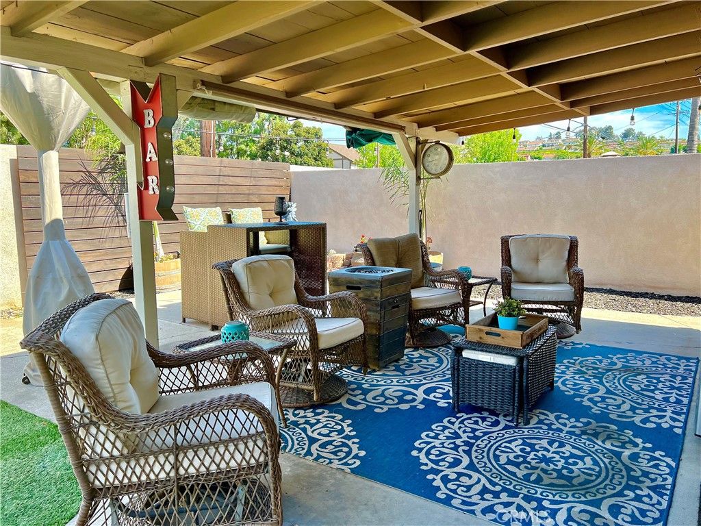listing image 130720343332191526107