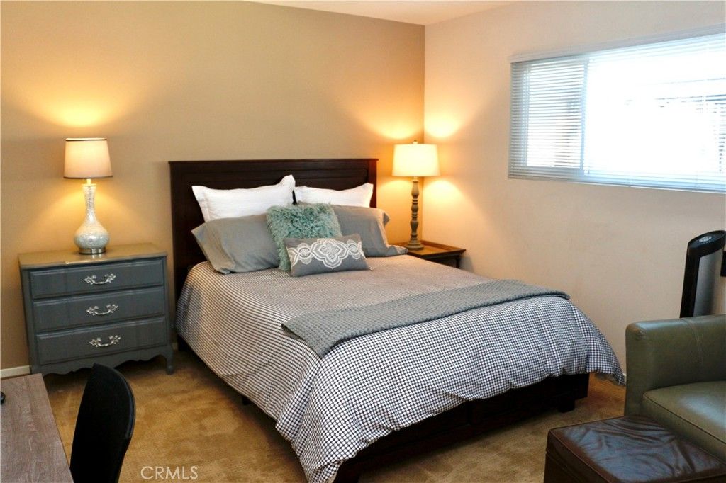 listing image 130722955872574365326