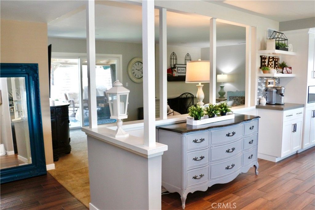 listing image 130729928291622005666