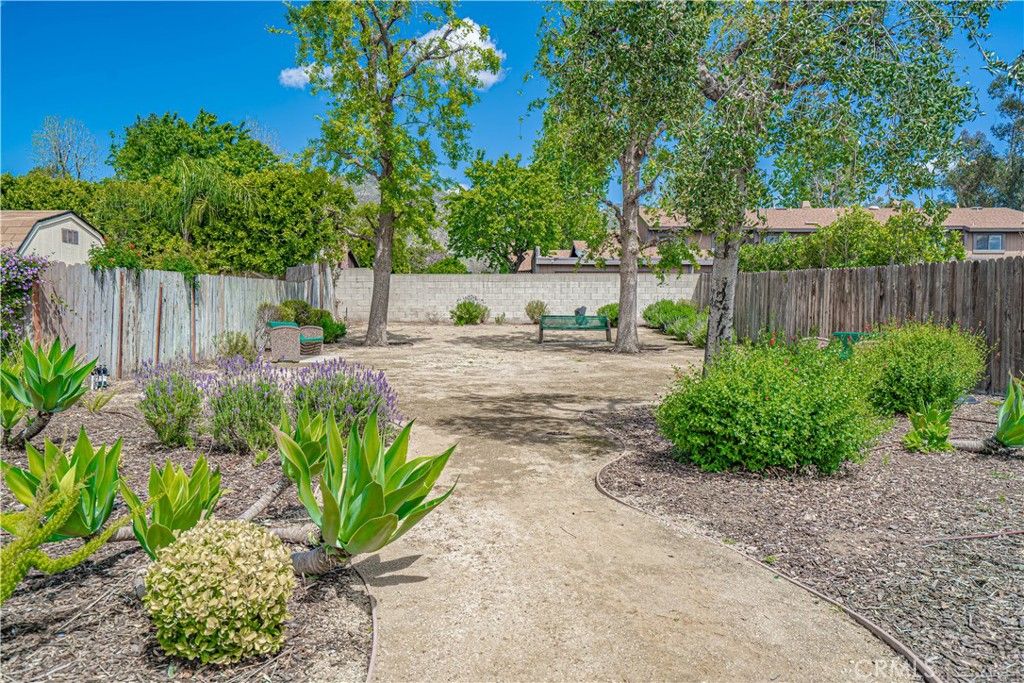 listing image 64
