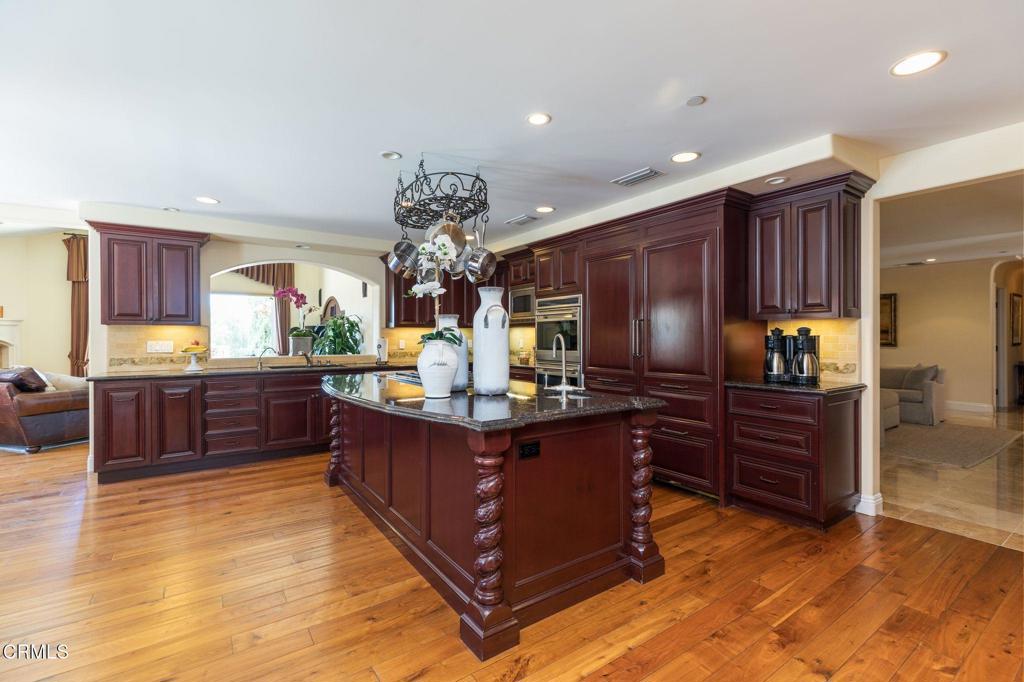 Las Posas Estates - 5249 - Residential