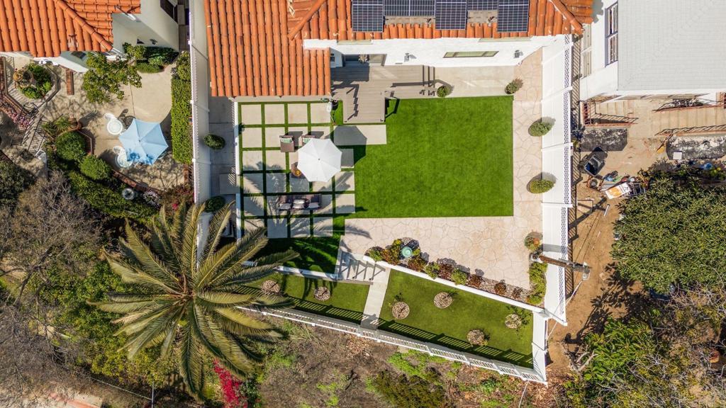 2829 Dove Street