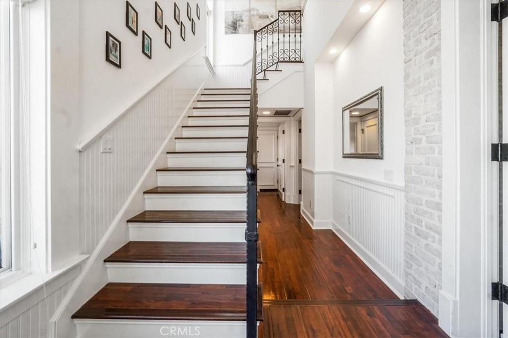 523 W Balboa Boulevard
