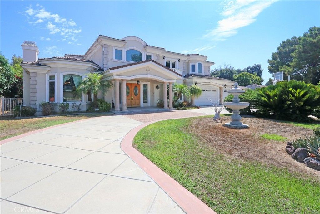 listing image 130725441395552523714