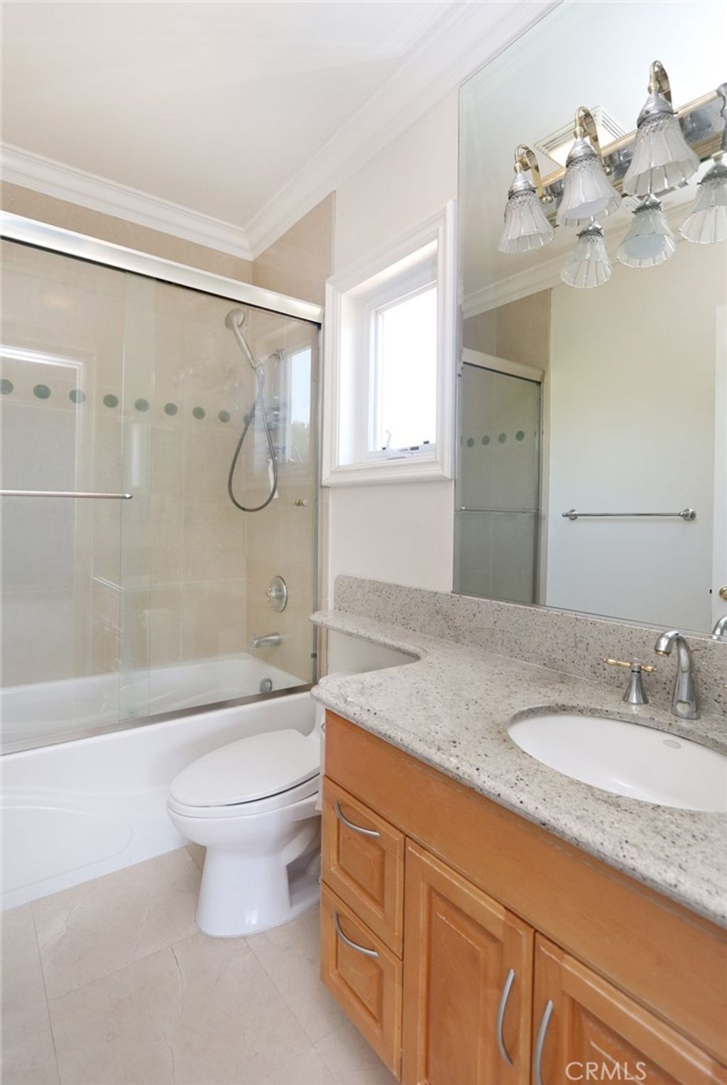 listing image 130726351587200772514