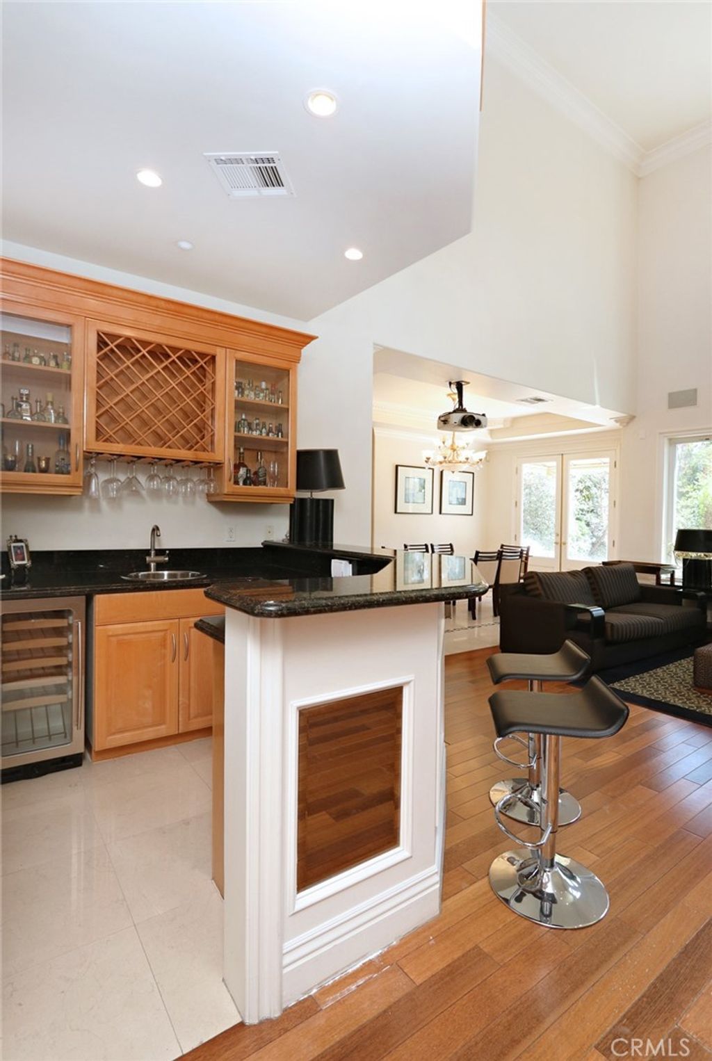 listing image 130725241539810926457