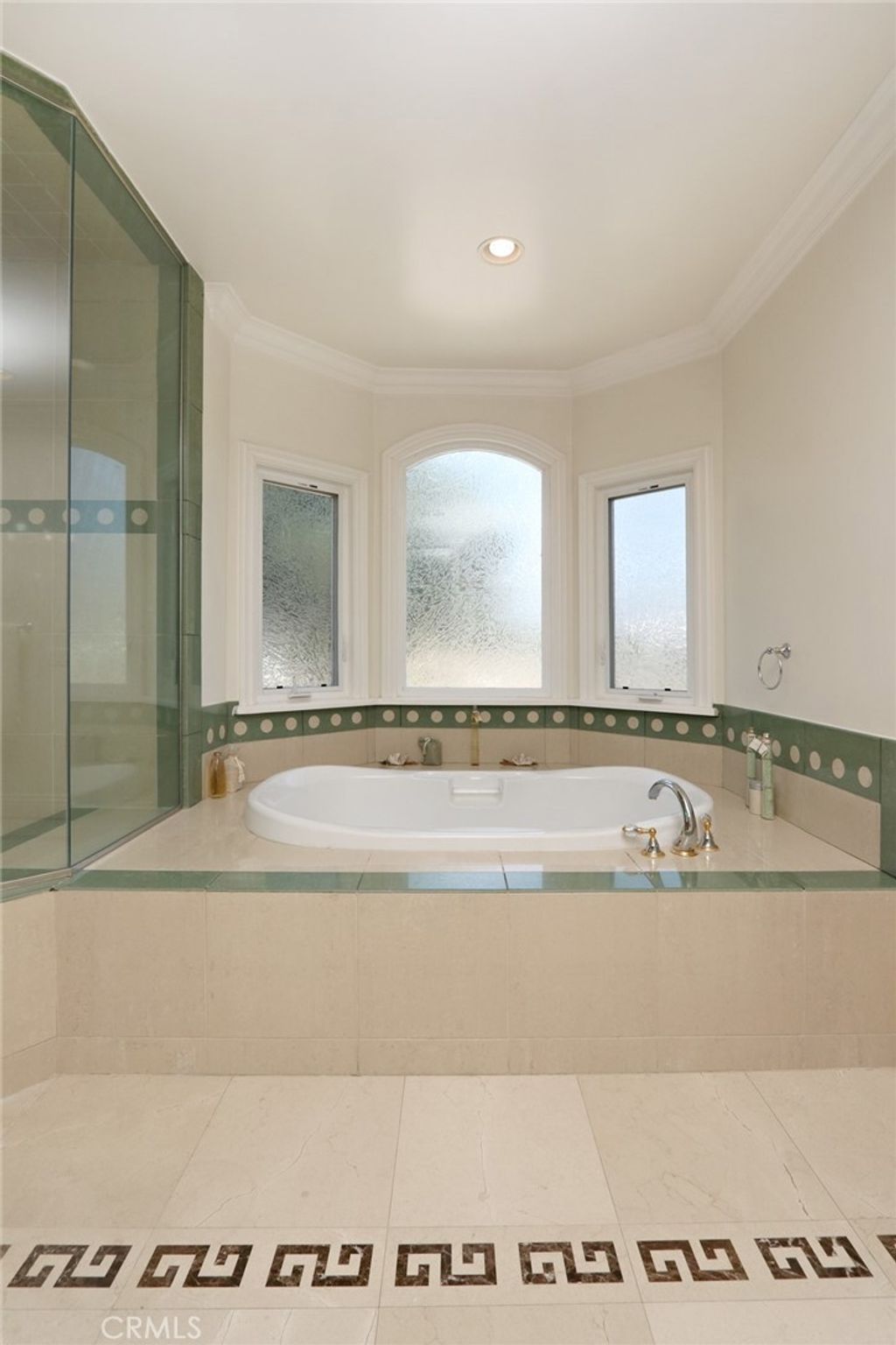listing image 130722578894103529011