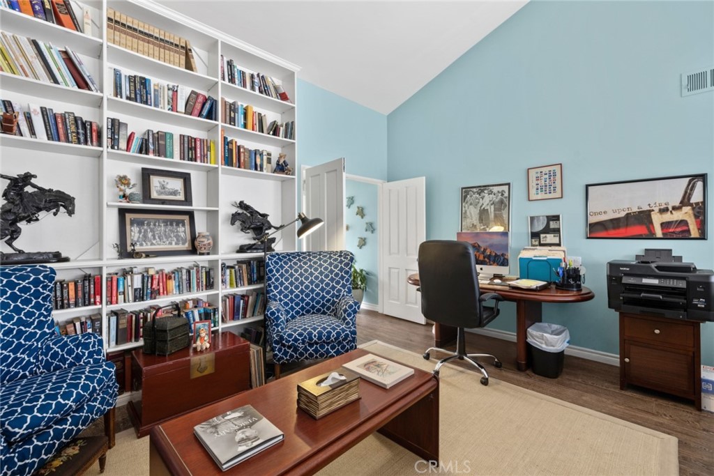 Linda Isle (LIND) - Residential