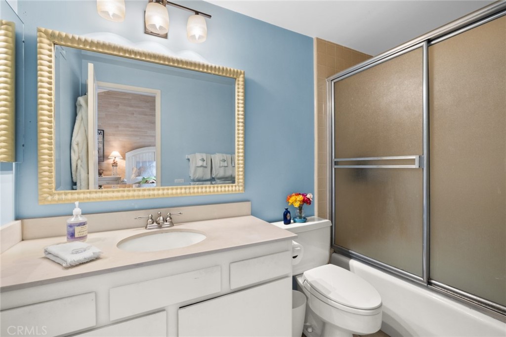 Linda Isle (LIND) - Residential