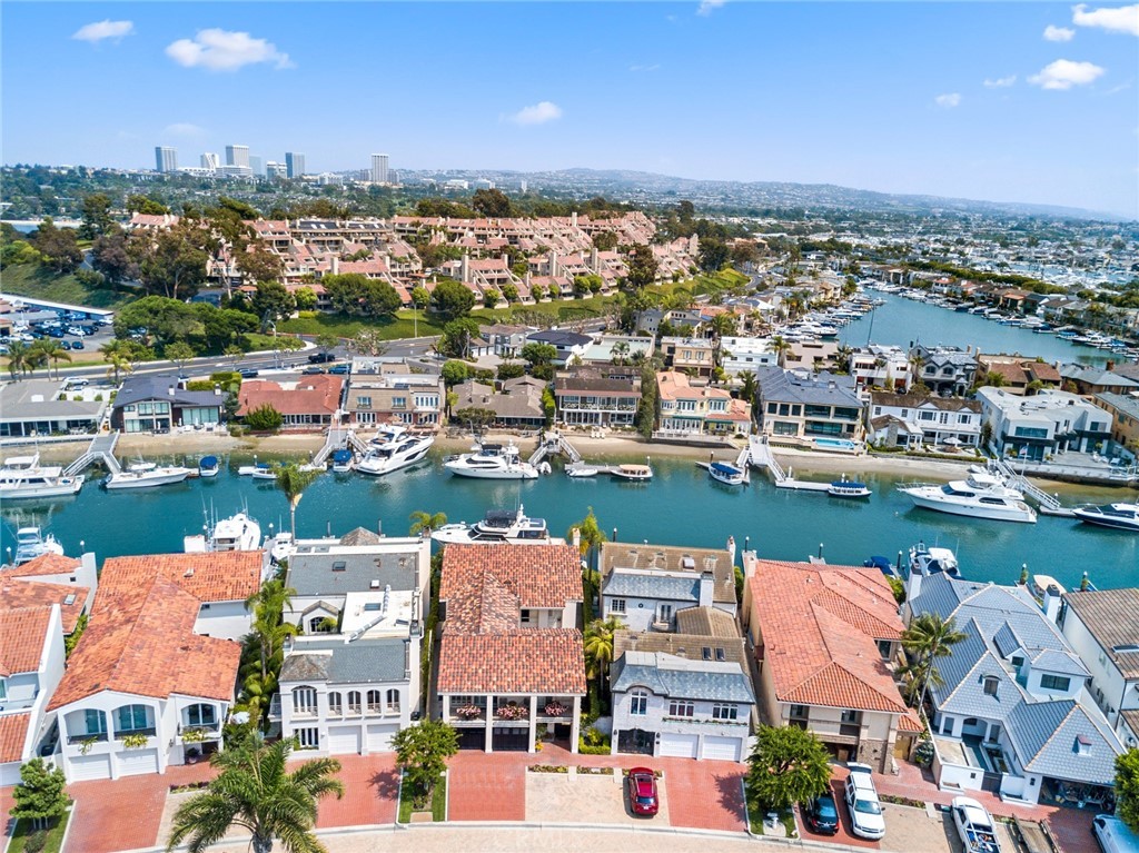 Linda Isle (LIND) - Residential