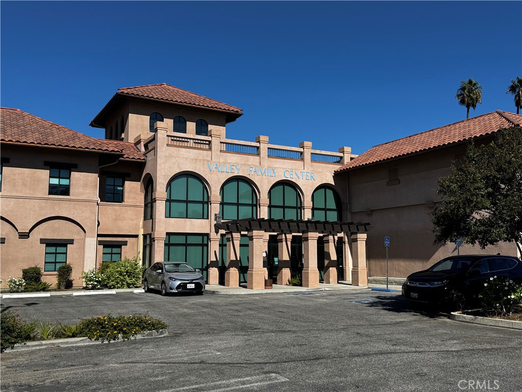 Welcome to 302 S Brand Blvd, a versatile commercial property offering flexible leasing options ranging from 700 to 4,000 square feet. Whether you're establishing a professional office, launching a dance studio, or creating a vibrant children's center, this space adapts to your unique needs.
Key Features:
Flexible Unit Sizes: Lease spaces from 700 to 4,000 sq ft, ideal for various uses such as self-defense studios, dance academies, accounting firms, therapy offices, marketing agencies, creative workspaces, nonprofit organizations, or other professional services.
Modern Amenities: Enjoy newer finishes, private offices, a kitchenette, and large open areas. The building also features a private rear entrance and patio area, offering the feel of a standalone facility with the benefits of a larger complex.
Convenient Location: Situated in the heart of San Fernando, this property is within walking distance to restaurants, parks, and public transportation, including a nearby metro station. Tesla charging stations are also accessible, enhancing convenience for electric vehicle users.
Ample Parking: Benefit from gated parking facilities, providing secure and ample space for both employees and clients.
This property presents an excellent opportunity for businesses seeking adaptable space in a prime location. For more information or to schedule a viewing, please contact the leasing agent.