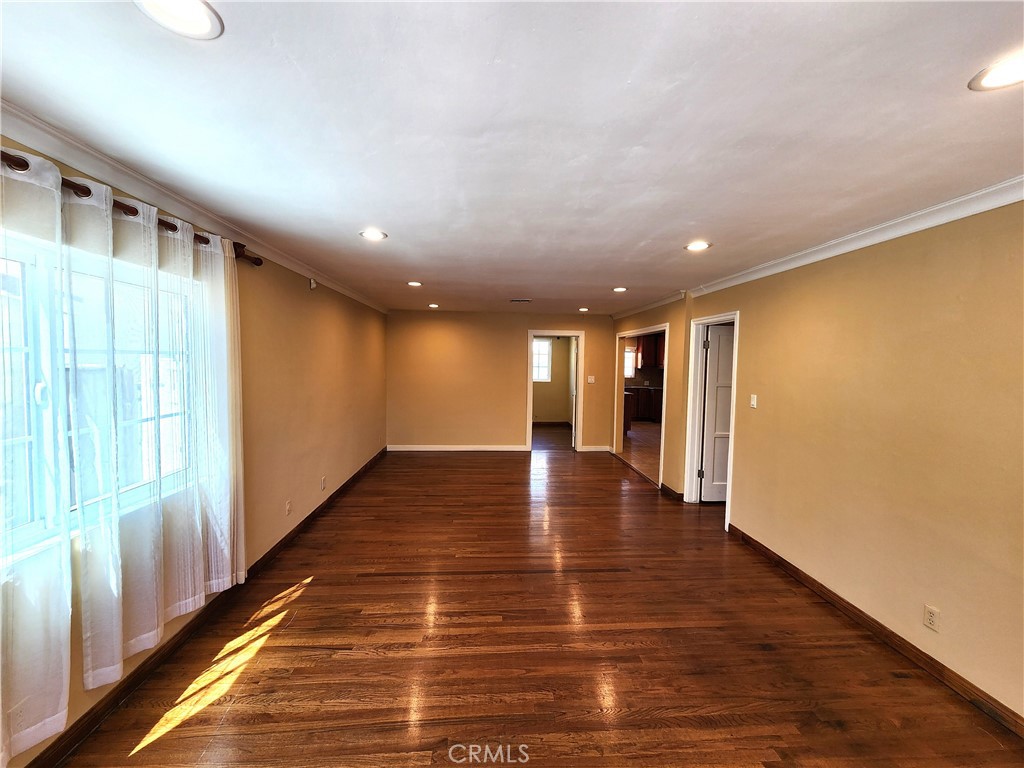 Properties 3 13863 Burton Street
