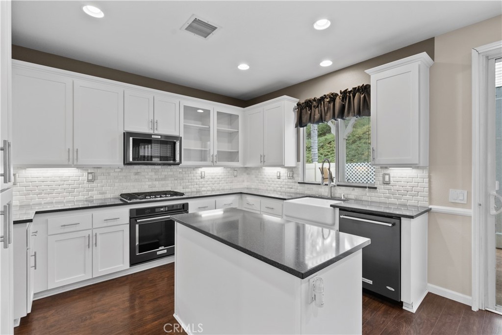 Acacia (ACIA) - Residential Lease