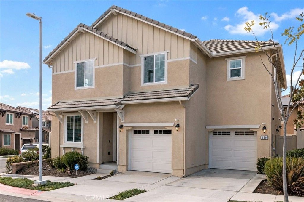 listing image 130727350841240524899