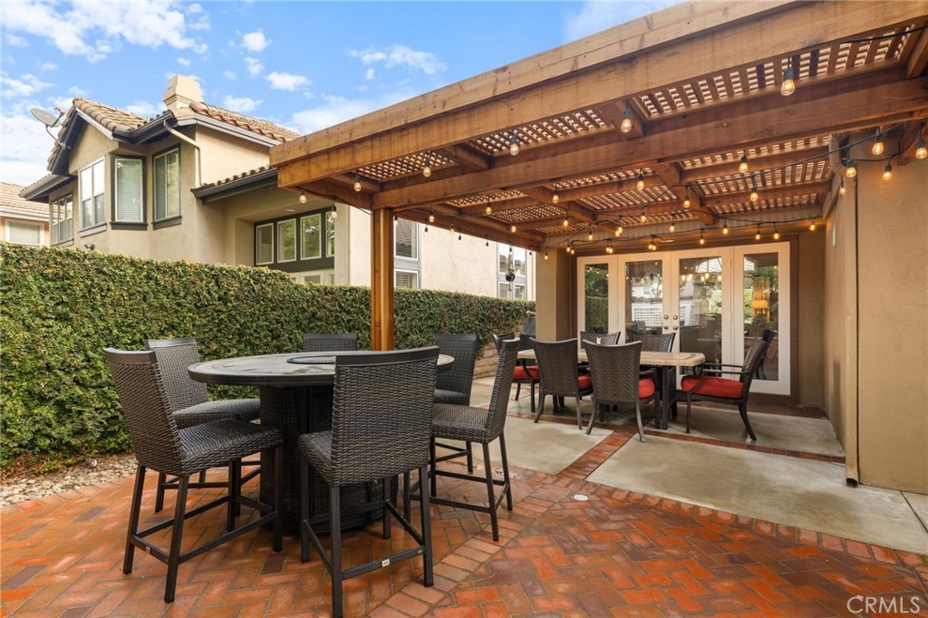 Santa Rosa (STRS) - Residential