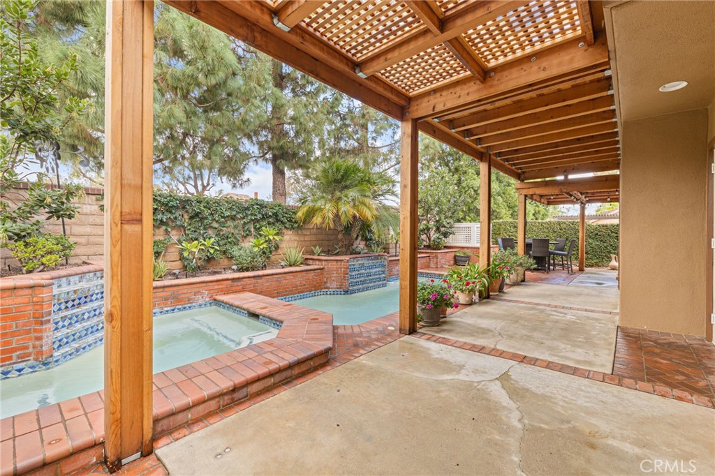 Santa Rosa (STRS) - Residential