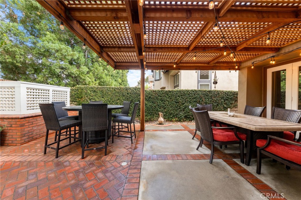 Santa Rosa (STRS) - Residential