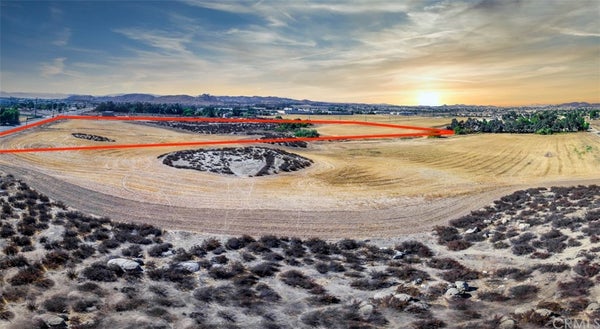 AULD RD, WINCHESTER, CA 92596 - Image 41649d97c3fc03e10d75ea3bf42a9ca5/69700344