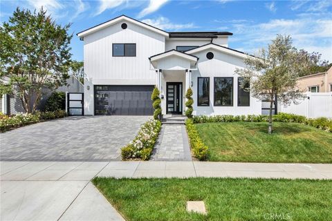 A home in Burbank