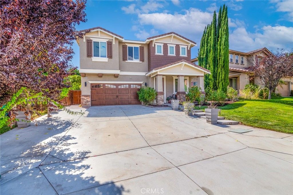 listing image 130725076238369261535