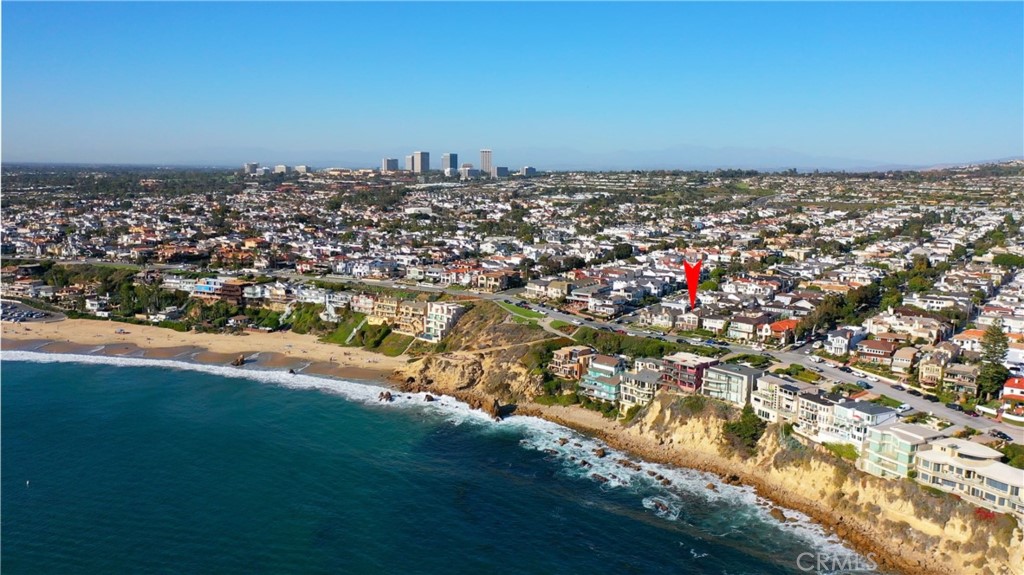 Corona del Mar South of PCH (CDMS) - Residential