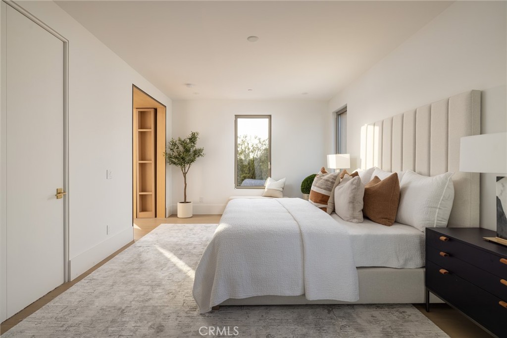 Newport Heights (NEWH) - Residential