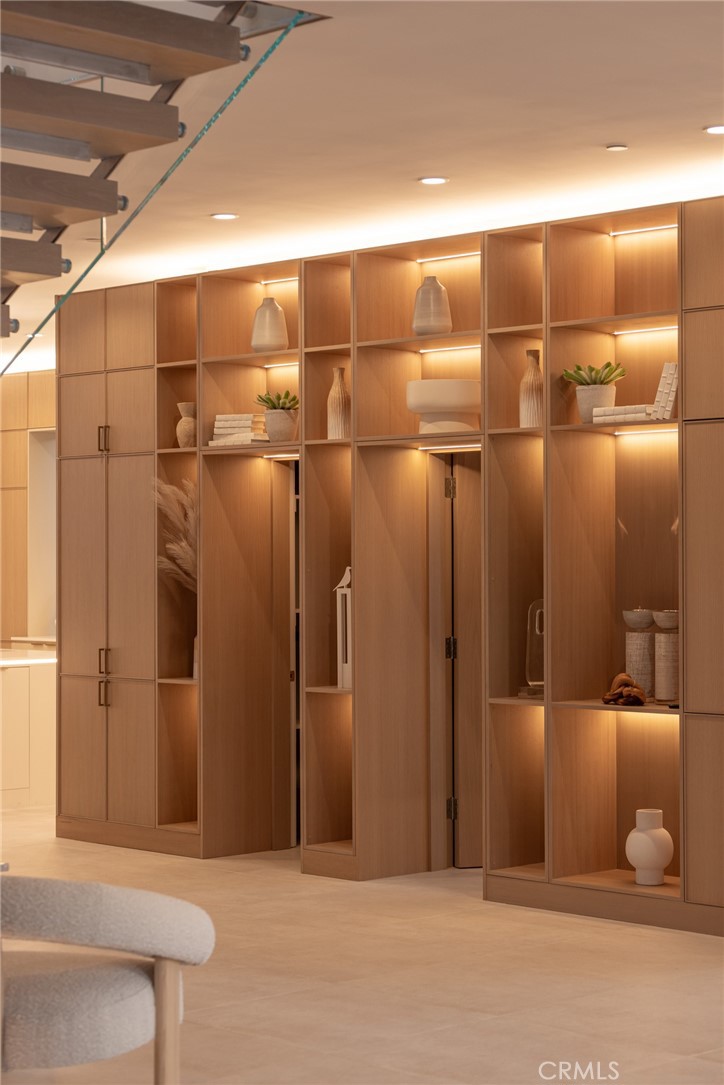 Newport Heights (NEWH) - Residential