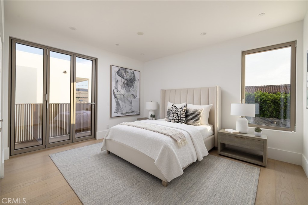 Newport Heights (NEWH) - Residential