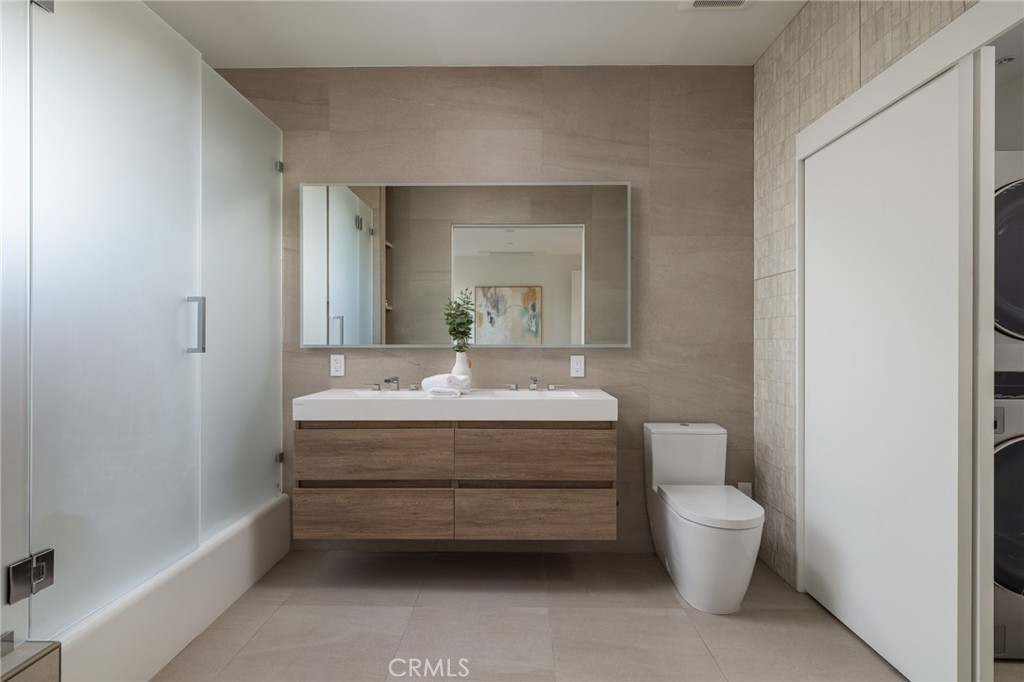 Newport Heights (NEWH) - Residential