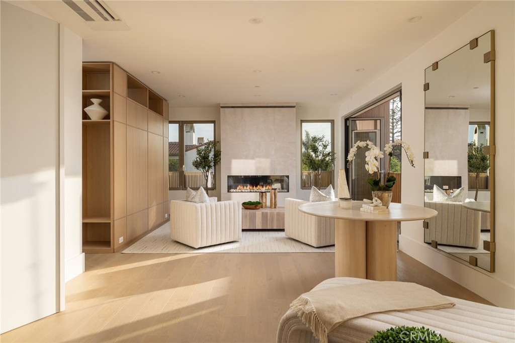 Newport Heights (NEWH) - Residential