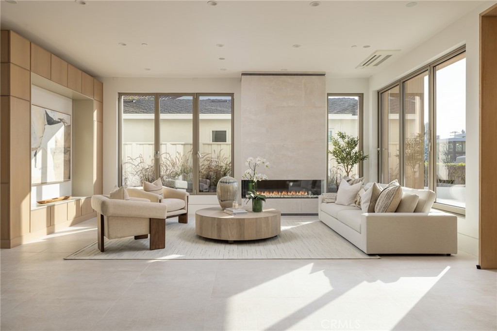 Newport Heights (NEWH) - Residential