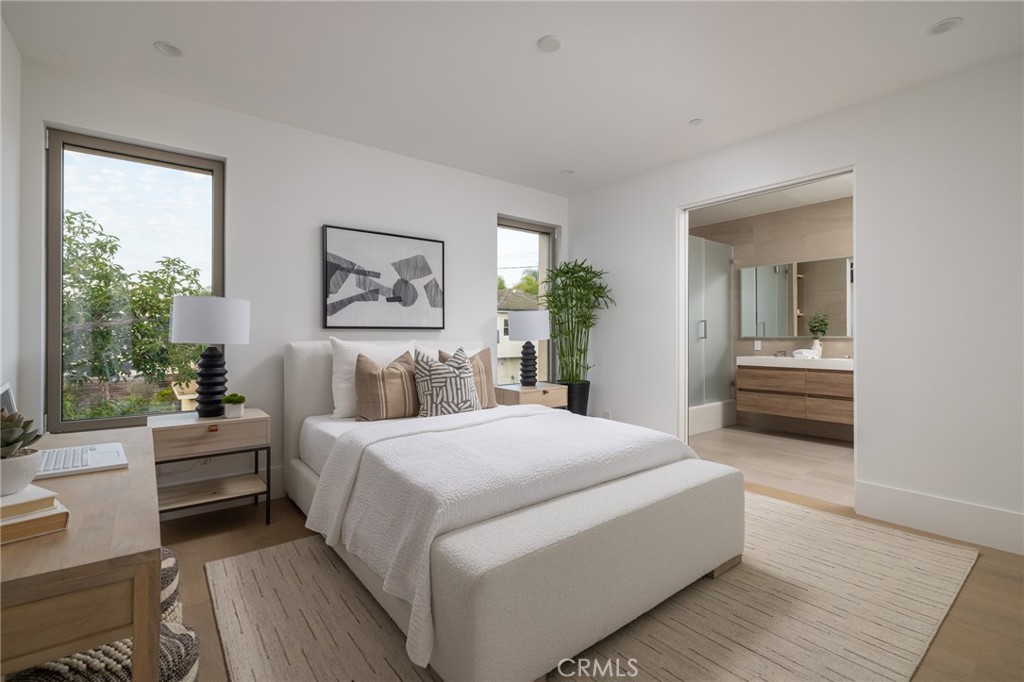 Newport Heights (NEWH) - Residential