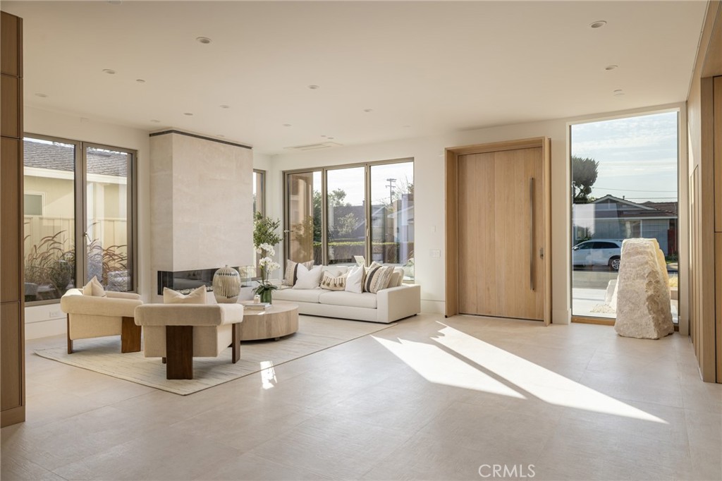 Newport Heights (NEWH) - Residential