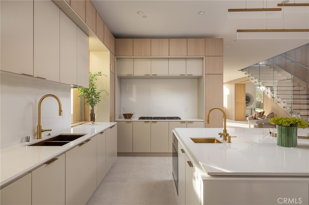 Newport Heights (NEWH) - Residential