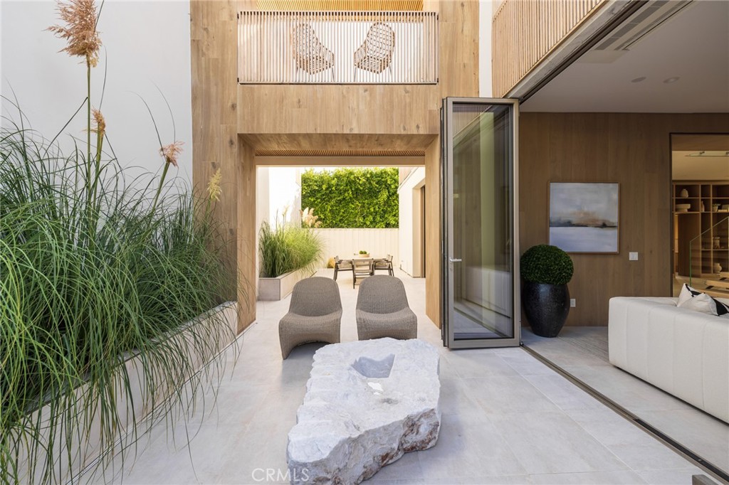 Newport Heights (NEWH) - Residential